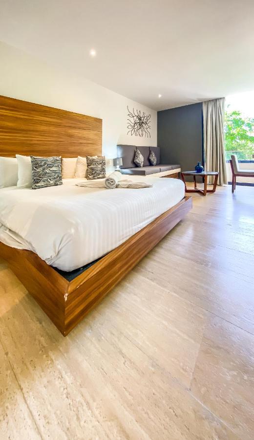 Big Studio At Kaab By The Beach With Roof Top Pool, Sauna And Jacuzzi Near Paseo Del Carmen Mall Playa del Carmen Exterior photo