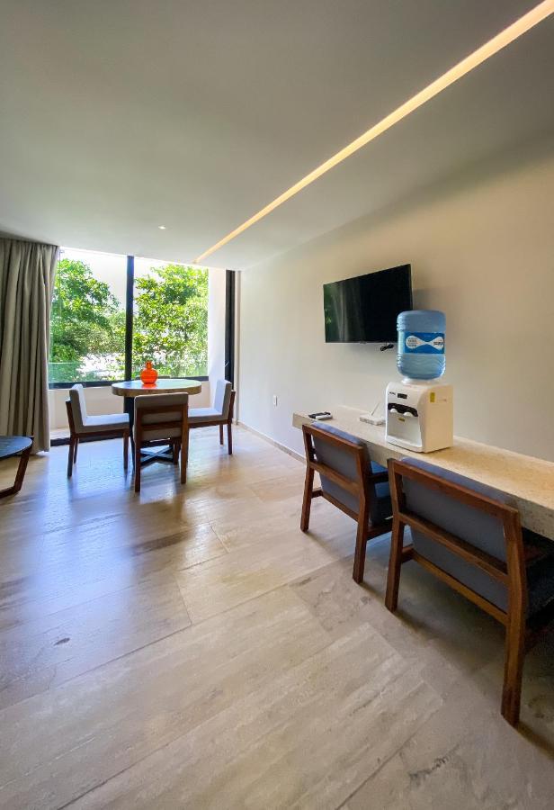 Big Studio At Kaab By The Beach With Roof Top Pool, Sauna And Jacuzzi Near Paseo Del Carmen Mall Playa del Carmen Exterior photo