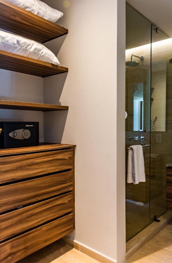 Big Studio At Kaab By The Beach With Roof Top Pool, Sauna And Jacuzzi Near Paseo Del Carmen Mall Playa del Carmen Exterior photo